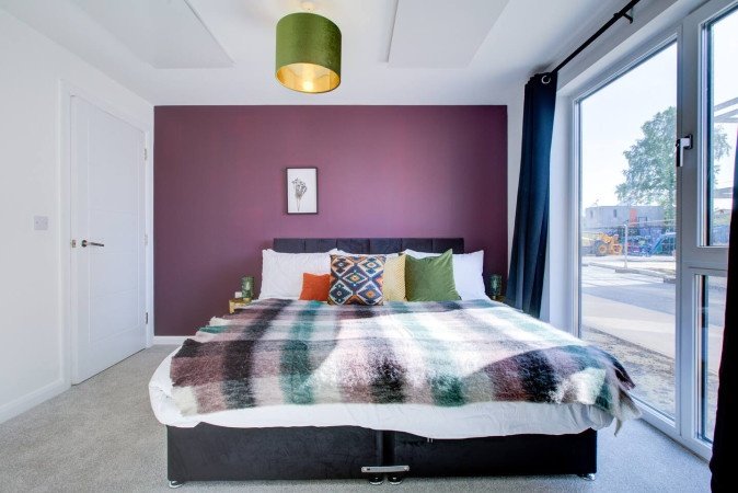 Book Holiday Apartments Essex for family and business stays. Stylish self-catering accommodation with parking & excellent transport links.