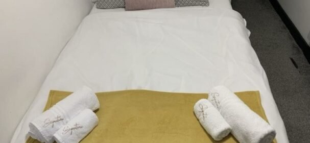 Stay at Holiday Apartments Sunderland. Book Short Let Rentals in Tyre and Wear with WiFi, parking, and easy access to transport links & business hubs.