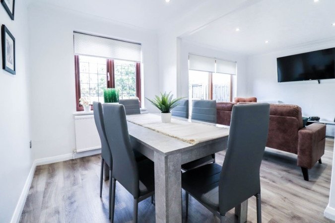 Bexleyheath Accommodation – Short Let Corporate Rentals London Book-Bexleyheath-Accommodation-in-South-London.-Our-short-let-rentals-offer-cheap-contractor-apartments-and-holiday-self-catering-stays