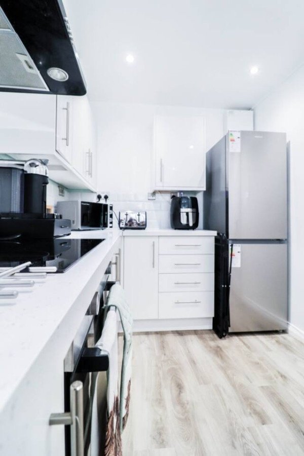 Bexleyheath Accommodation – Short Let Corporate Rentals London Book-Bexleyheath-Accommodation-in-South-London.-Our-short-let-rentals-offer-cheap-contractor-apartments-and-holiday-self-catering-stays