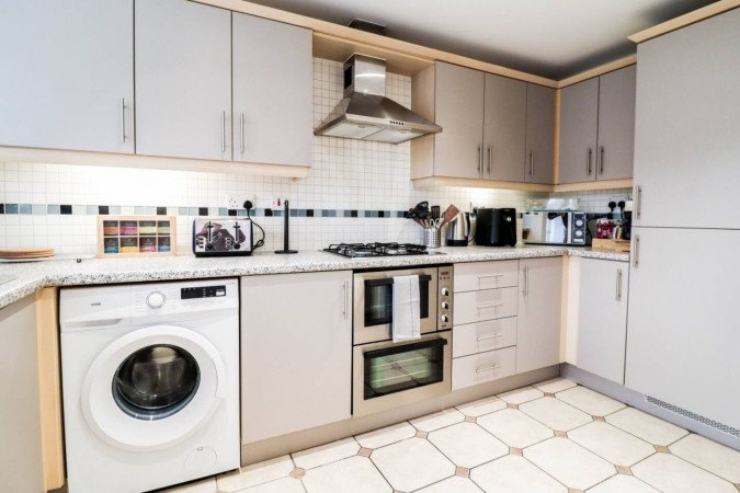 Accommodation in Woolwich | Short Let Apartments East London Book-accommodation-in-Woolwich-with-free-parking,-WiFi,-and-Elizabeth-Line-access.-Stay-near-London,-Canary-Wharf,-and-Heathrow-Airport.