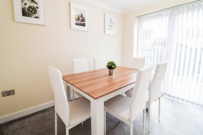 Accommodation in Woolwich | Short Let Apartments East London Book-accommodation-in-Woolwich-with-free-parking,-WiFi,-and-Elizabeth-Line-access.-Stay-near-London,-Canary-Wharf,-and-Heathrow-Airport.