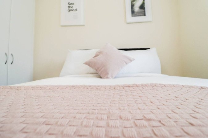 Accommodation in Woolwich | Short Let Apartments East London Book-accommodation-in-Woolwich-with-free-parking,-WiFi,-and-Elizabeth-Line-access.-Stay-near-London,-Canary-Wharf,-and-Heathrow-Airport.