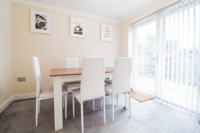 Accommodation in Woolwich | Short Let Apartments East London Book-accommodation-in-Woolwich-with-free-parking,-WiFi,-and-Elizabeth-Line-access.-Stay-near-London,-Canary-Wharf,-and-Heathrow-Airport.