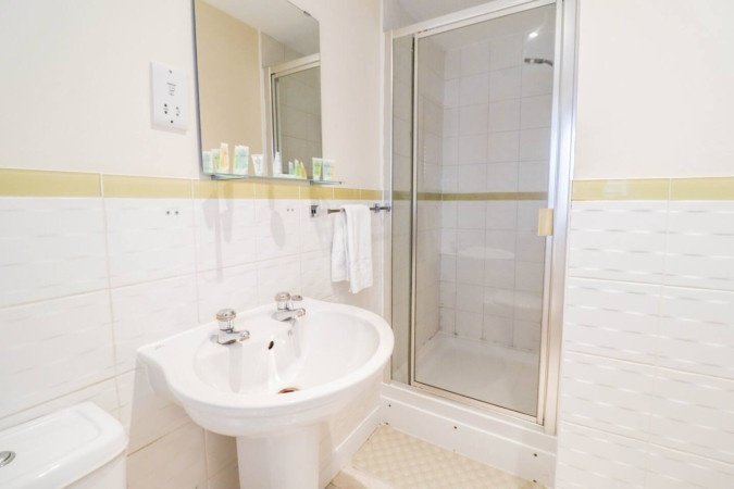 Accommodation in Woolwich | Short Let Apartments East London Book-accommodation-in-Woolwich-with-free-parking,-WiFi,-and-Elizabeth-Line-access.-Stay-near-London,-Canary-Wharf,-and-Heathrow-Airport.
