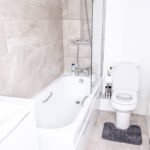 Stay at St Leonards on Sea Apartment near Hastings Beach. Modern stay with WiFi, parking, and easy access to transport links and attractions.