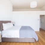 Stay at St Leonards on Sea Apartment near Hastings Beach. Modern stay with WiFi, parking, and easy access to transport links and attractions.