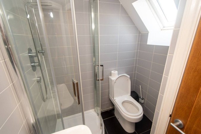 Ipswich City Centre Apartment near Waterfront | Urban Stay Stay-at-Ipswich-City-Centre-Apartment.-Modern-apartment-with-WiFi,-parking-options,-and-easy-access-to-transport-links-and-local-attractions.