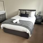 Stay at Self Catering Accommodation Colchester. Spacious home with parking, great transport links, and easily accessible local attractions.