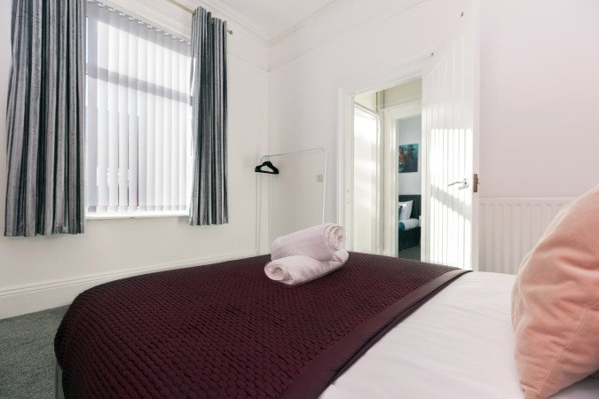 Holiday Accommodation Sunderland | Pet-Friendly Short Lets Book-Holiday-Accommodation-Sunderland-near-Sunderland-Royal-Hospital-and-the-University-of-Sunderland.-Ideal-for-family,-and-extended-stays.