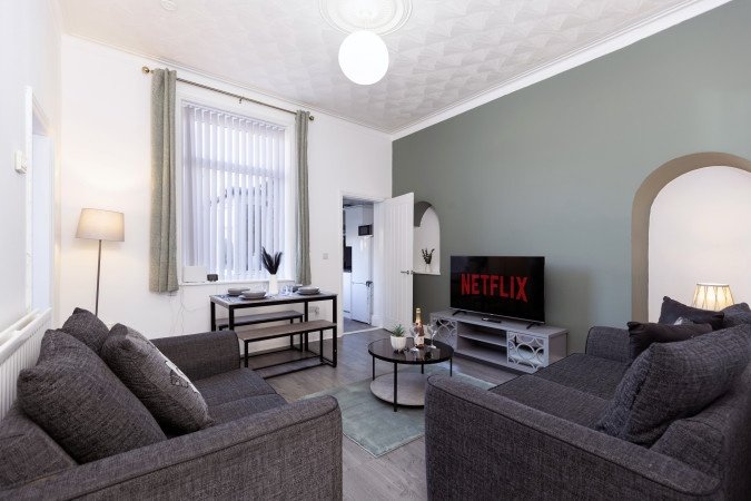 Holiday Accommodation Sunderland | Pet-Friendly Short Lets Book-Holiday-Accommodation-Sunderland-near-Sunderland-Royal-Hospital-and-the-University-of-Sunderland.-Ideal-for-family,-and-extended-stays.