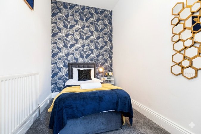 Holiday Accommodation Sunderland | Pet-Friendly Short Lets Book-Holiday-Accommodation-Sunderland-near-Sunderland-Royal-Hospital-and-the-University-of-Sunderland.-Ideal-for-family,-and-extended-stays.