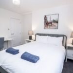 Stay at Holiday Apartments Saint Leonards-on-Sea. Our short let accommodation near Hastings Beach is ideal for corporate lets and leisure stay
