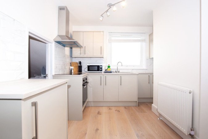 Holiday Apartments Saint Leonards-on-Sea near Hastings Beach Stay-at-Holiday-Apartments-Saint-Leonards-on-Sea.-Our-short-let-accommodation-near-Hastings-Beach-is-ideal-for-corporate-lets-and-leisure-stay