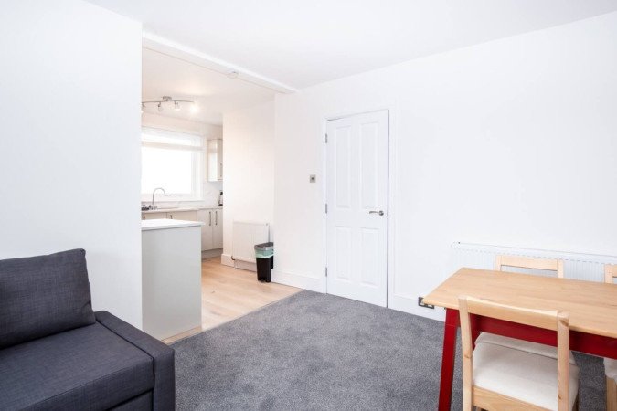 Holiday Apartments Saint Leonards-on-Sea near Hastings Beach Stay-at-Holiday-Apartments-Saint-Leonards-on-Sea.-Our-short-let-accommodation-near-Hastings-Beach-is-ideal-for-corporate-lets-and-leisure-stay