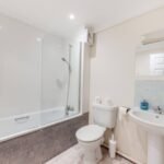 Stay at Short Term Apartments Ipswich near the town centre. Spacious accommodation with parking, great transport links, & nearby attractions.