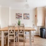 Stay at Short Term Apartments Ipswich near the town centre. Spacious accommodation with parking, great transport links, & nearby attractions.