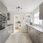 Book Cheap Ipswich Accommodation with parking today! Our short let rentals and holiday home are near Ipswich Centre and train station