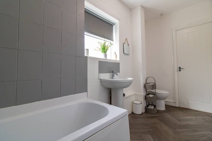 Short Let Apartments South Shields | Coastal Stays Tyne & Wear Book-Short-Let-Apartments-South-Shields-for-family-stays-and-business-trips.-Ideal-for-coastal-breaks-and-extended-stay-accommodation
