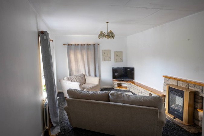 Holiday Apartments Carlisle – Accommodation near Hadrian’s Wall Stay-at-Holiday-Apartments-Carlisle-near-Hadrian’s-Wall.-Our-Short-Let-Accommodation-with-parking,-WiFi,-and-easy-access-to-transport-links-and-business-areas.-Book-Now