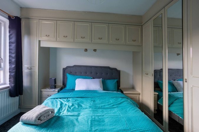 Holiday Apartments Carlisle – Accommodation near Hadrian’s Wall Stay-at-Holiday-Apartments-Carlisle-near-Hadrian’s-Wall.-Our-Short-Let-Accommodation-with-parking,-WiFi,-and-easy-access-to-transport-links-and-business-areas.-Book-Now