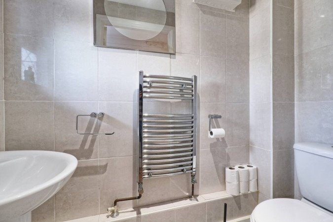 Short Let Apartments Essex | Rivenhall Holiday Cottage to Rent Book-Short-Let-Apartments-Essex-at-Rivenhall-Holiday-Cottage.-Ideal-for-corporate-lets,-contractors,-and-extended-stay-accommodation-near-Chelmsford,-London-Liverpool-Street,-and-Stansted-Airport.