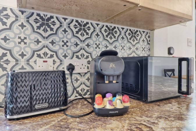 Short Let Apartments Essex | Rivenhall Holiday Cottage to Rent Book-Short-Let-Apartments-Essex-at-Rivenhall-Holiday-Cottage.-Ideal-for-corporate-lets,-contractors,-and-extended-stay-accommodation-near-Chelmsford,-London-Liverpool-Street,-and-Stansted-Airport.