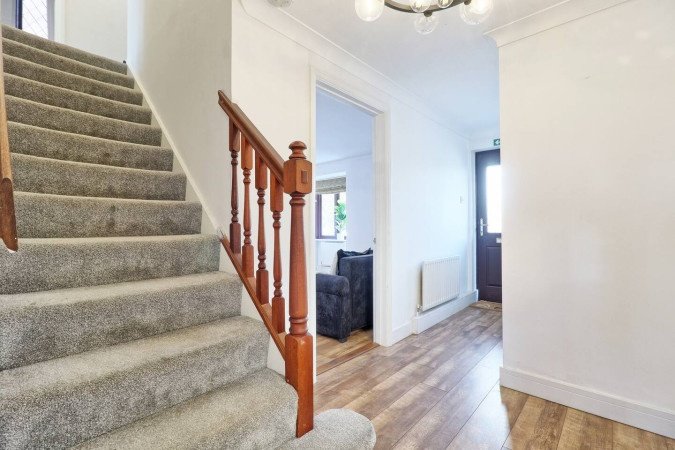 Short Let Apartments Essex | Rivenhall Holiday Cottage to Rent Book-Short-Let-Apartments-Essex-at-Rivenhall-Holiday-Cottage.-Ideal-for-corporate-lets,-contractors,-and-extended-stay-accommodation-near-Chelmsford,-London-Liverpool-Street,-and-Stansted-Airport.
