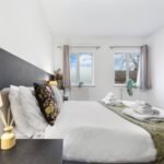 Stay at Twickenham Accommodation near Richmond. Furnished Short Let Holiday Rentals in South London for Business Travellers and Contractors.