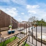 Stay at Twickenham Accommodation near Richmond. Furnished Short Let Holiday Rentals in South London for Business Travellers and Contractors.