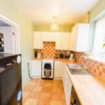 Stay at Short Let Apartments Ipswich available now for weekly or monthly rentals. Book cheap holiday homes with parking near the waterfront.