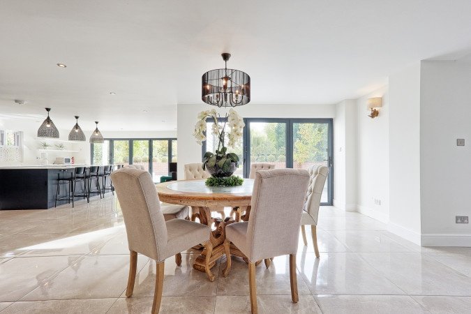 Holiday Homes Hertfordshire near Stansted Airport | Urban Stay Stay-at-Holiday-Homes-Hertfordshire-near-Stansted-Airport-in-Takeley.-Spacious-group-accommodation-with-great-transport-links-&-attractions.