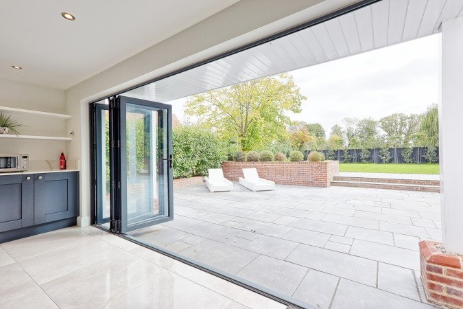 Holiday Homes Hertfordshire near Stansted Airport | Urban Stay Stay-at-Holiday-Homes-Hertfordshire-near-Stansted-Airport-in-Takeley.-Spacious-group-accommodation-with-great-transport-links-&-attractions.