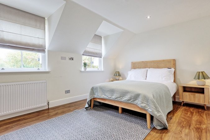 Holiday Homes Hertfordshire near Stansted Airport | Urban Stay Stay-at-Holiday-Homes-Hertfordshire-near-Stansted-Airport-in-Takeley.-Spacious-group-accommodation-with-great-transport-links-&-attractions.