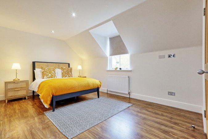 Holiday Homes Hertfordshire near Stansted Airport | Urban Stay Stay-at-Holiday-Homes-Hertfordshire-near-Stansted-Airport-in-Takeley.-Spacious-group-accommodation-with-great-transport-links-&-attractions.