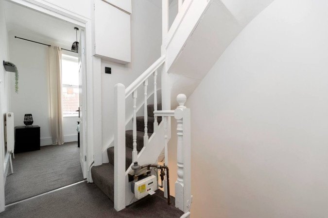 Group Accommodation in Gateshead near Newcastle | Urban Stay Stay-at-Group-Accommodation-in-Gateshead.-Spacious-home-near-Newcastle-with-parking,-transport-links,-and-easy-access-to-attractions-&-hubs.