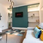 Stay at Group Accommodation in Gateshead. Spacious home near Newcastle with parking, transport links, and easy access to attractions & hubs.