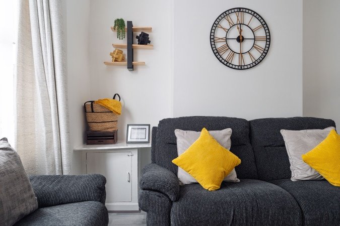 Accommodation Bootle | Short Let Apartments near Liverpool City , Contractor Accommodation & Weekly Rentals Near City Centre Book-Accommodation-Bootle-for-short-let-apartments-Liverpool,-contractor-stays,-and-serviced-accommodation-near-Anfield-Stadium-&-Crosby-Beach