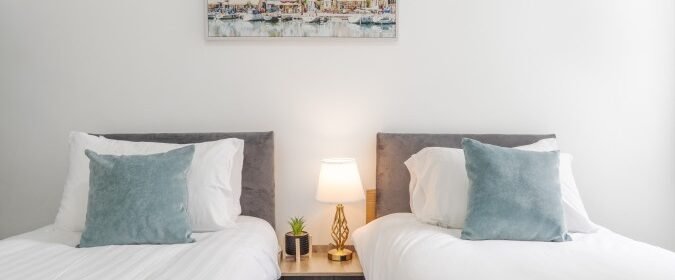 Book Accommodation Bootle for short let apartments Liverpool, contractor stays, and serviced accommodation near Anfield Stadium & Crosby Beach