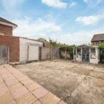 Stay at Short Let Apartments Northolt in West London. Spacious family accommodation near Heathrow, transport links, and local attractions.