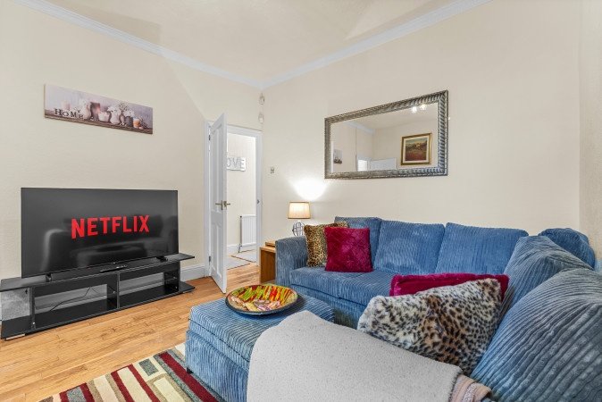 Accommodation in Clayton Manchester near Etihad Stadium Book-accommodation-in-Clayton-Manchester-for-groups,-contractors,-and-families.-Spacious-holiday-home-near-Manchester-City-and-Etihad-Stadium.