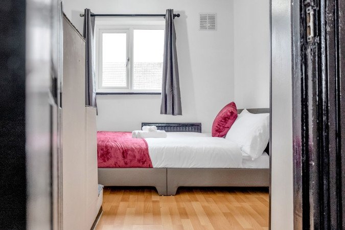 Short Lets Orpington | Family Accommodation Near London Book-Short-Lets-Orpington-for-family-stays-and-business-travel..-Enjoy-self-catering-holiday-accommodation-near-Central-London-and-Kent-attractions.