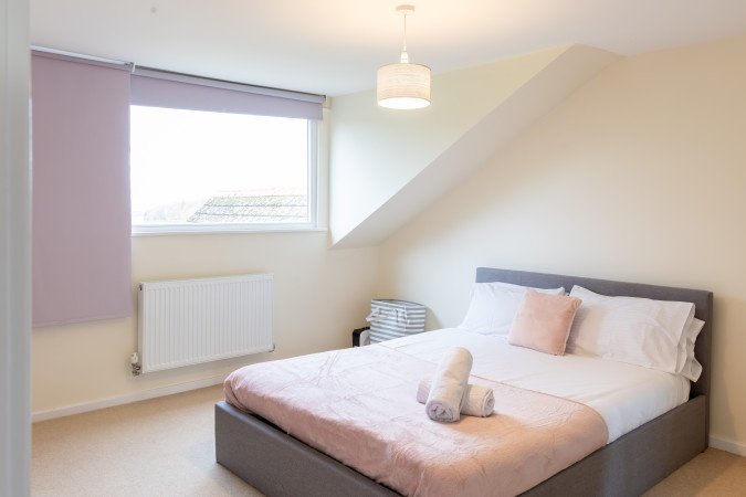 Market Harborough Holiday Rentals | Group Stay Holiday Home Urban Stay Book-Market-Harborough-Holiday-Rentals-for-group-stays-and-business-trips.-Ideal-for-extended-stays-near-transport-links-&-local-attractions.