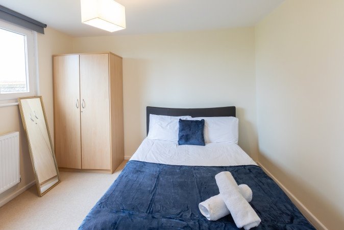 Market Harborough Holiday Rentals | Group Stay Holiday Home Urban Stay Book-Market-Harborough-Holiday-Rentals-for-group-stays-and-business-trips.-Ideal-for-extended-stays-near-transport-links-&-local-attractions.