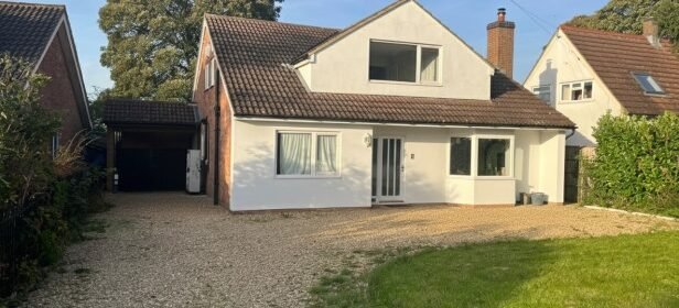 Book Market Harborough Holiday Rentals for group stays and business trips. Ideal for extended stays near transport links & local attractions.