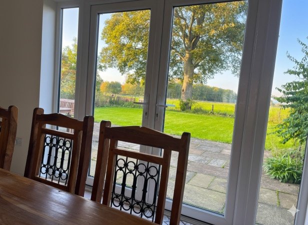 Market Harborough Holiday Rentals | Group Stay Holiday Home Urban Stay Book-Market-Harborough-Holiday-Rentals-for-group-stays-and-business-trips.-Ideal-for-extended-stays-near-transport-links-&-local-attractions.