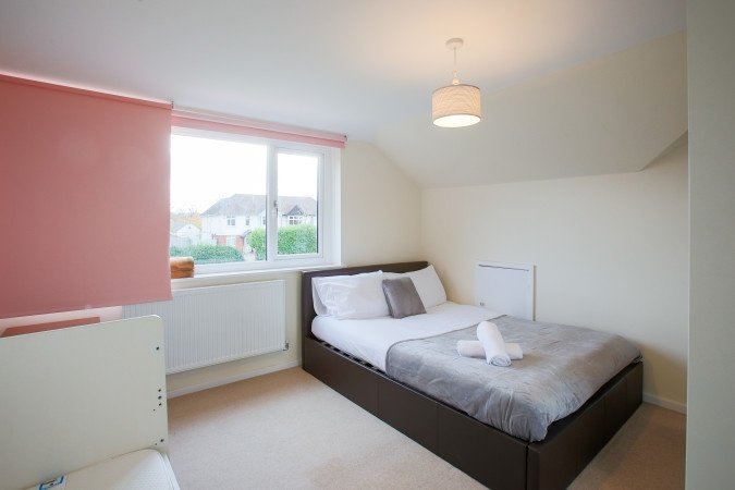 Market Harborough Holiday Rentals | Group Stay Holiday Home Urban Stay Book-Market-Harborough-Holiday-Rentals-for-group-stays-and-business-trips.-Ideal-for-extended-stays-near-transport-links-&-local-attractions.