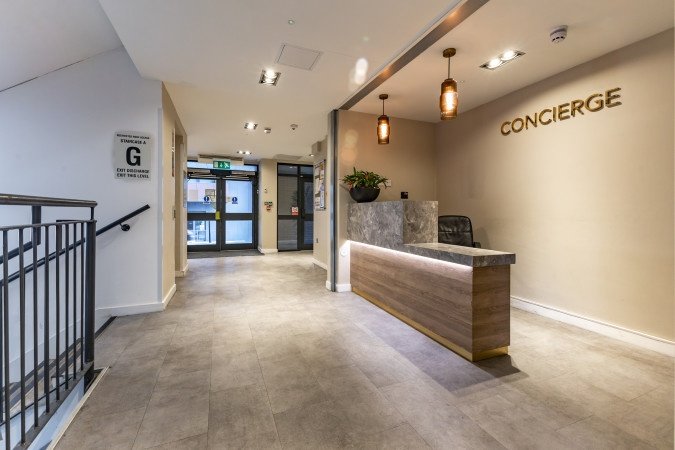 Salford Vacation Rentals | Short Let Apartments Near Manchester Book-Salford-vacation-rentals-near-Manchester-City-Centre,-MediaCityUK.-Ideal-for-contractor-accommodation,-and-business-stays,-and-extended-stay-apartments