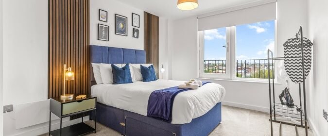 Book Salford vacation rentals near Manchester City Centre, MediaCityUK. Ideal for contractor accommodation, and business stays, and extended stay apartments
