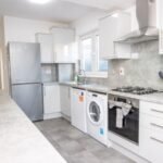 Book holiday homes Portsmouth for 1 week, 1 month or more.Our furnished serviced apartments are ideal for self-catering stays near the harbour